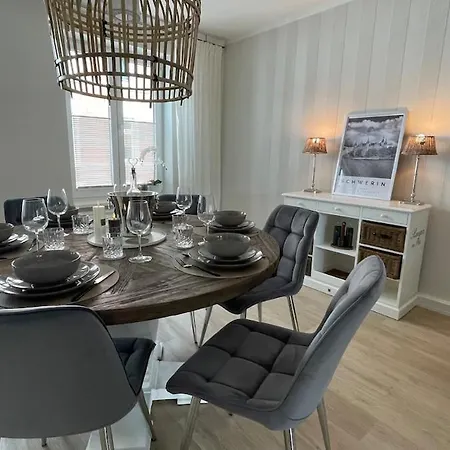 No I Penthouse Seestern Schwerin